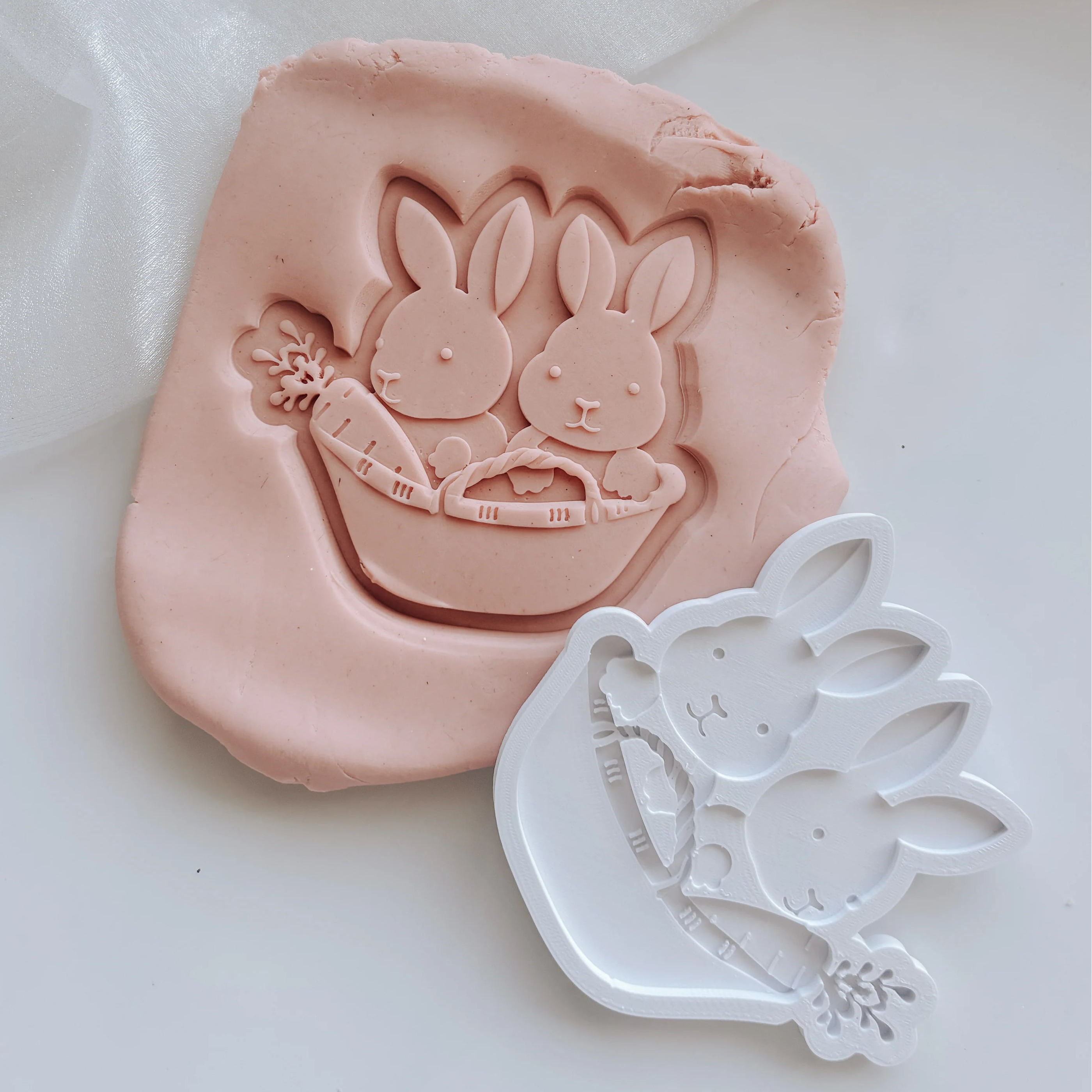 Bunnies in Basket Debosser + Cutter Set