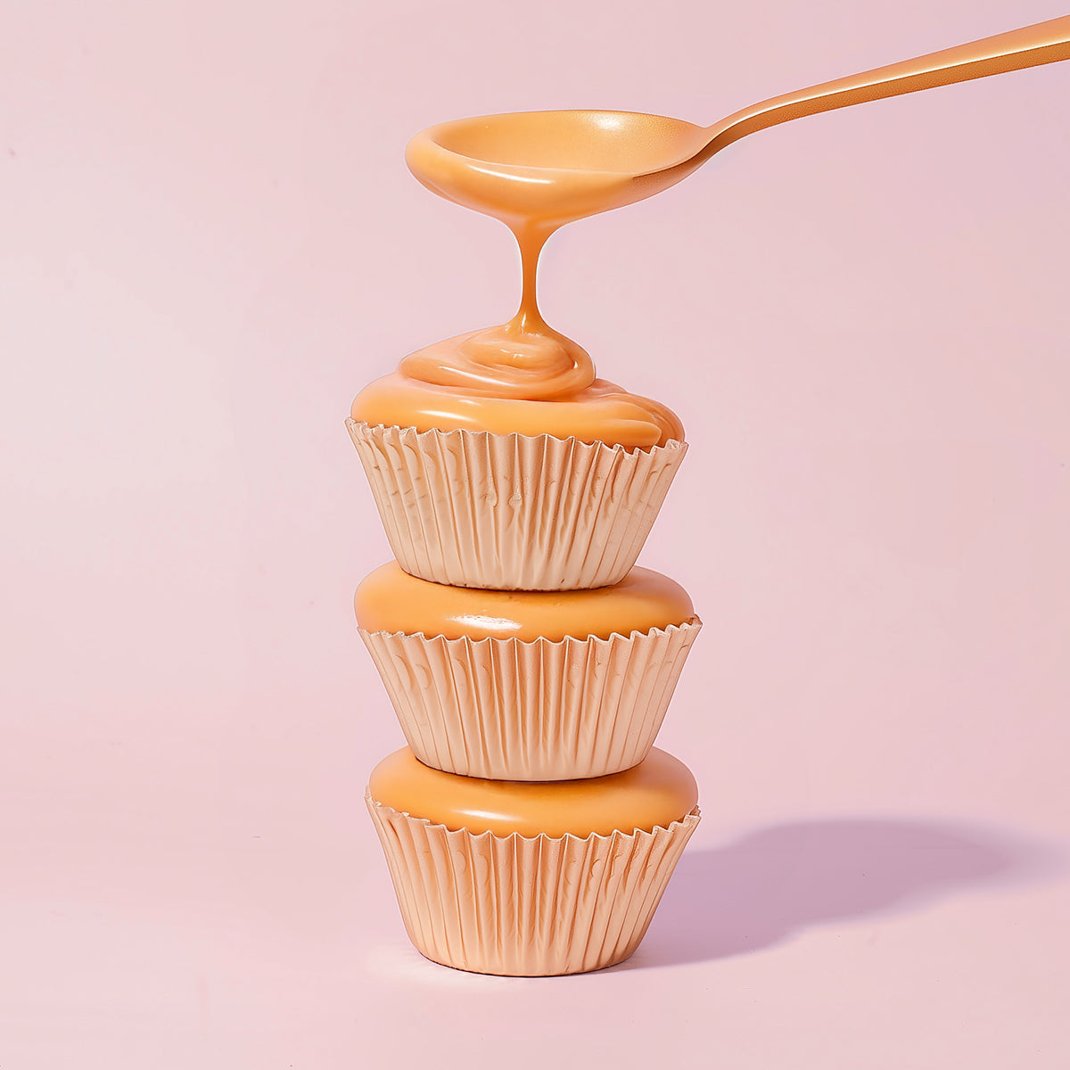 Baking Cups Medium Soft Gold