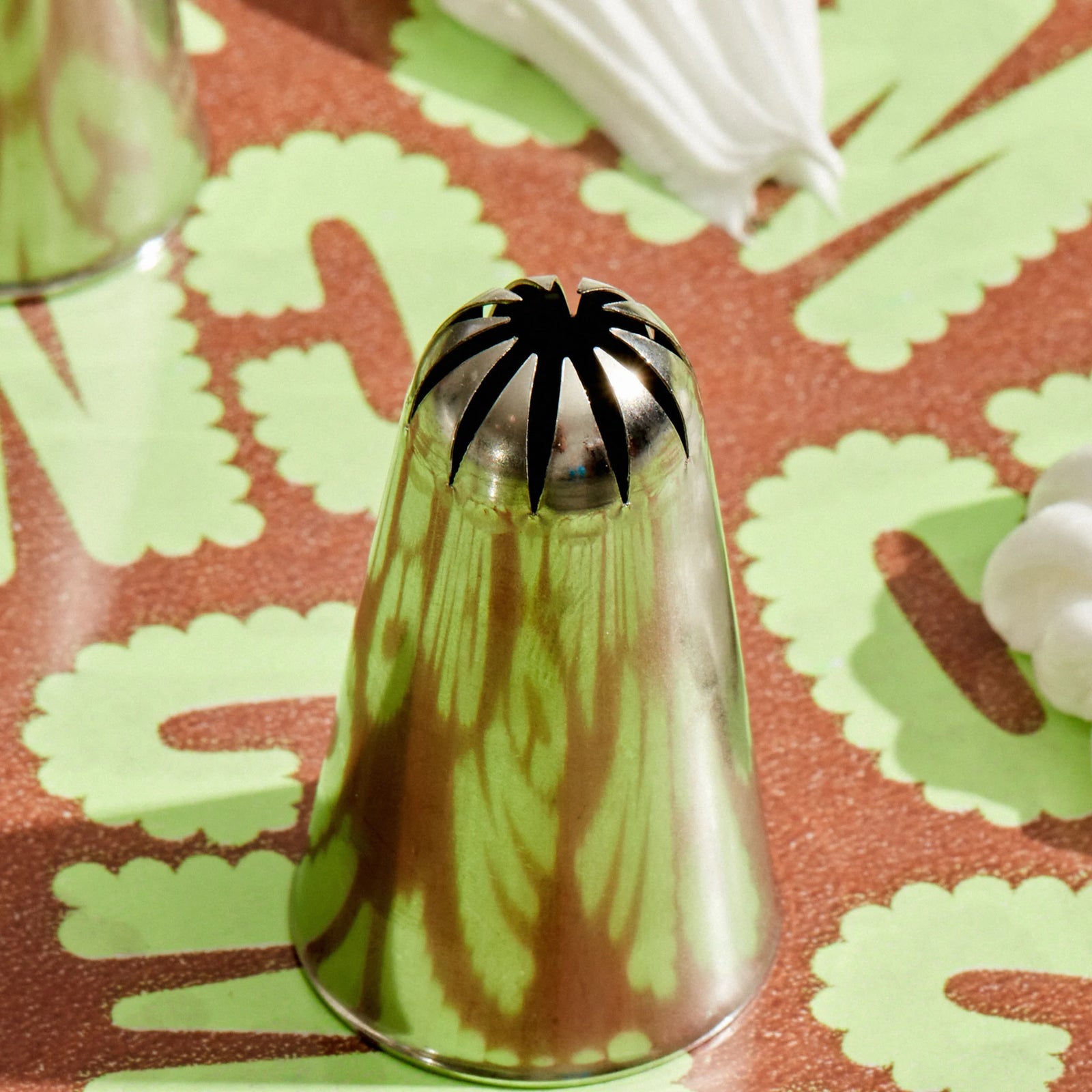 Colour Mill Piping Tip 2C Drop Flower Medium