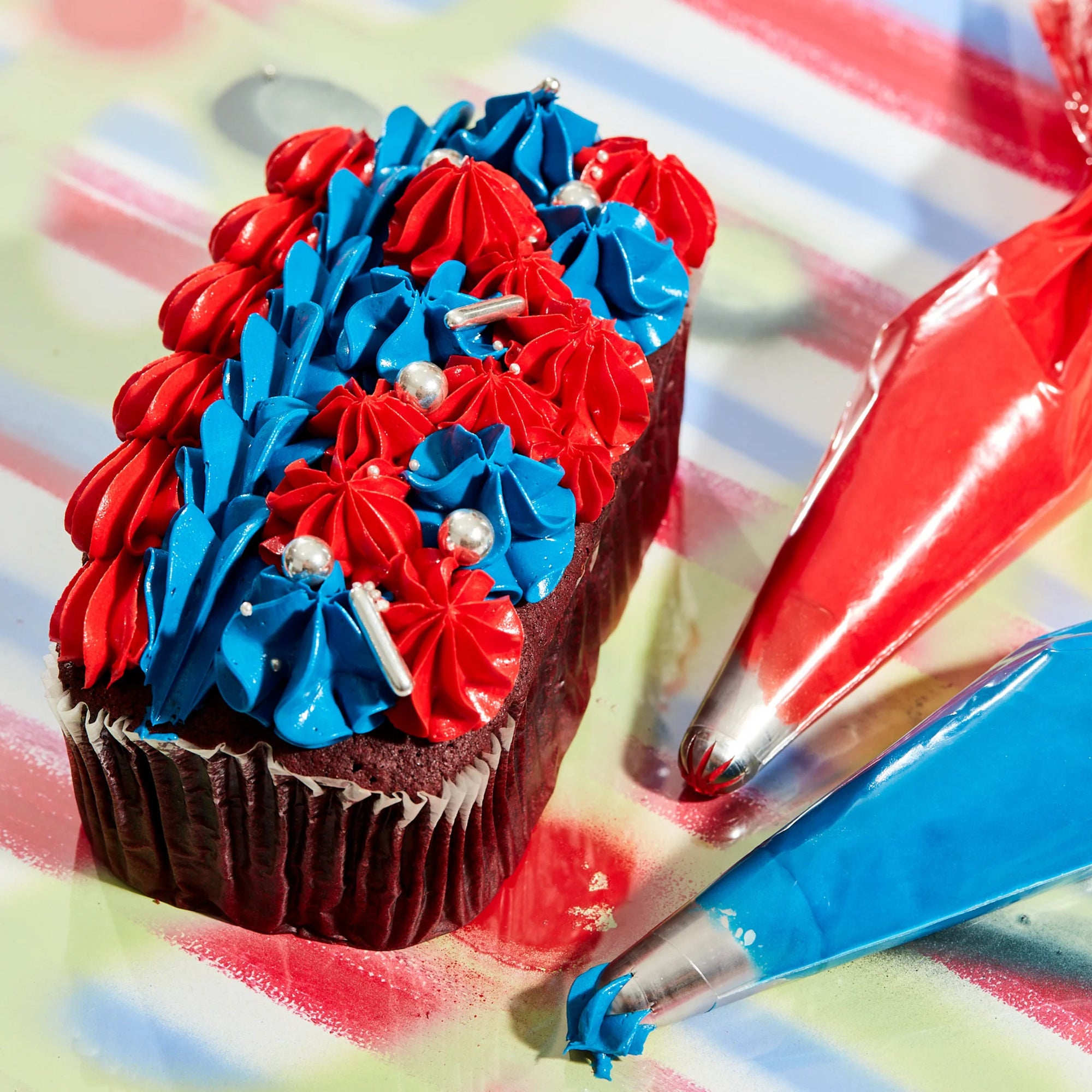 Colour Mill Piping Tip 2C Drop Flower Medium