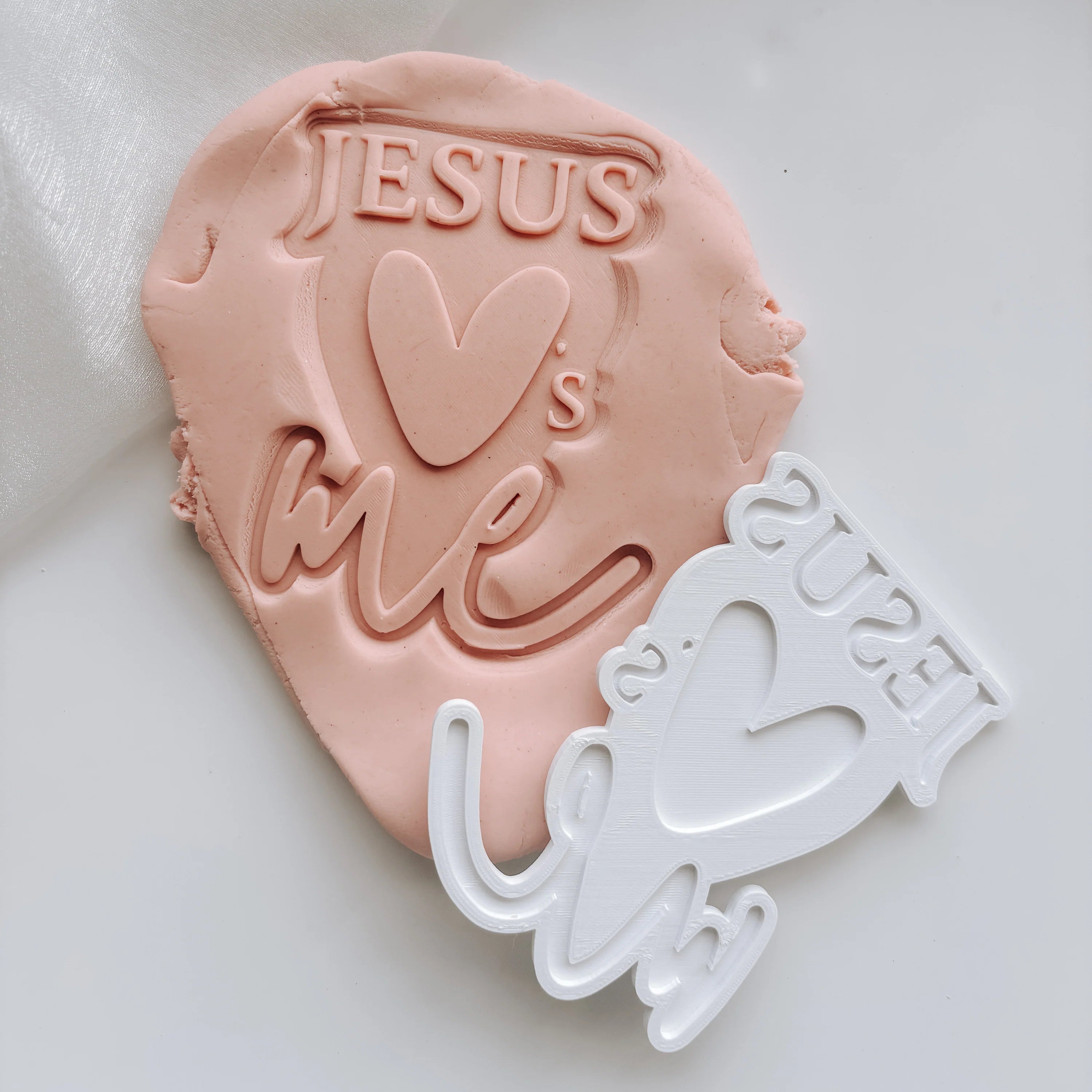 Jesus Loves Me Debosser + Cutter Set