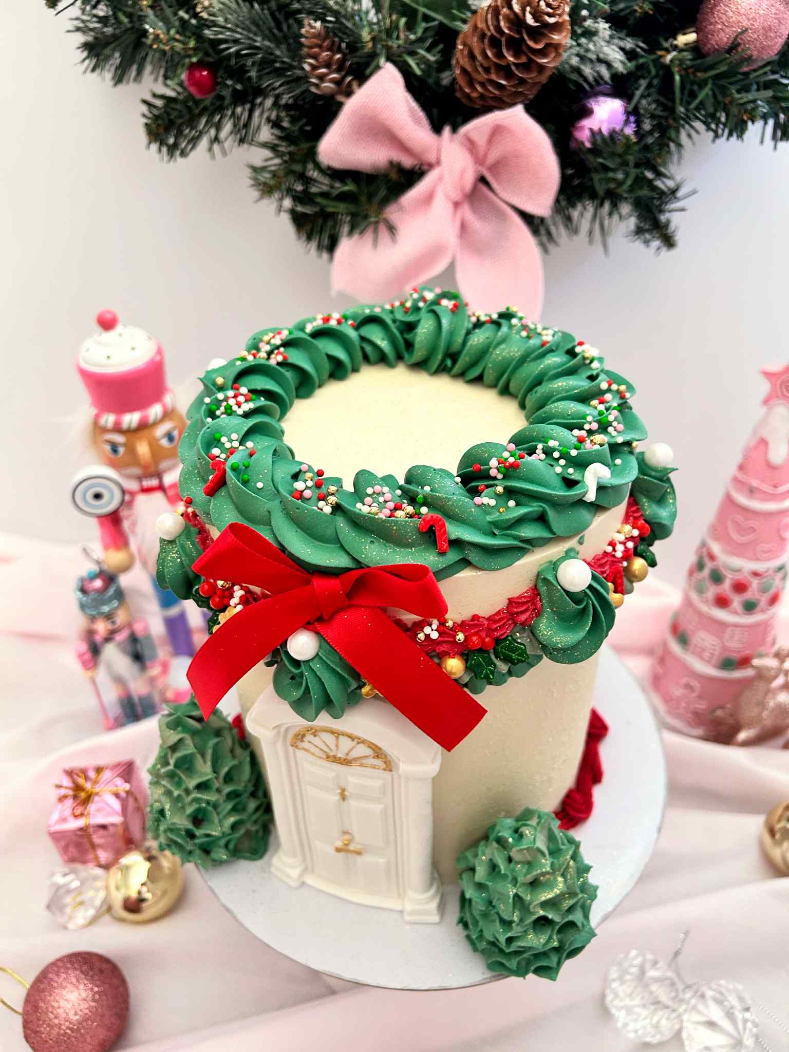 Festive Buttercream Cake with Dulce Trio Cakes, Saturday 13th December, 10am-1pm, Campbelltown