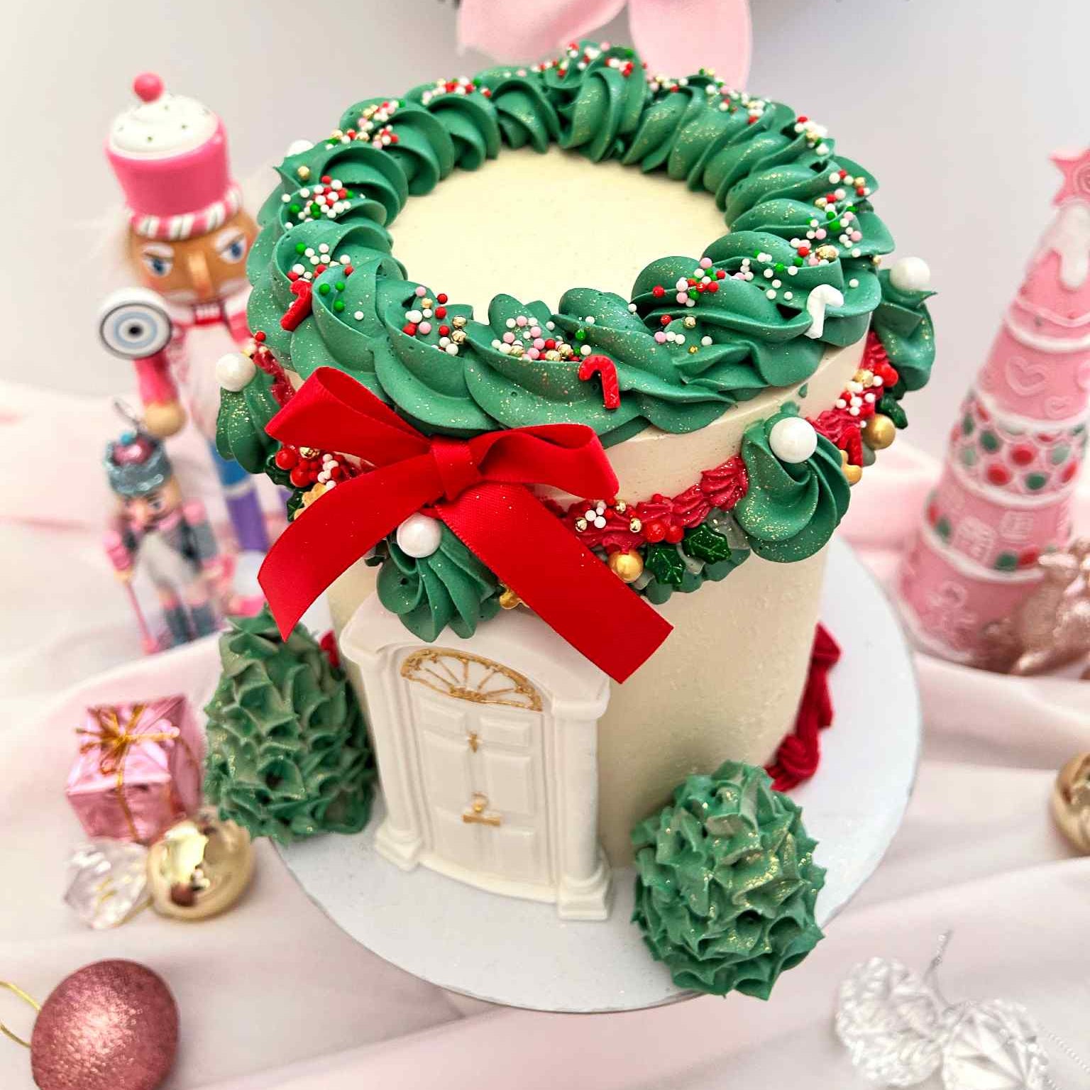 Festive Buttercream Cake with Dulce Trio Cakes, Saturday 6th December, 10am-1pm, Castle Hill