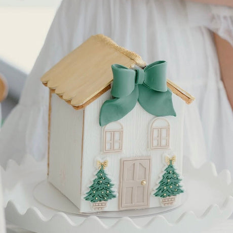 Christmas Gingerbread House w/ Sweet P