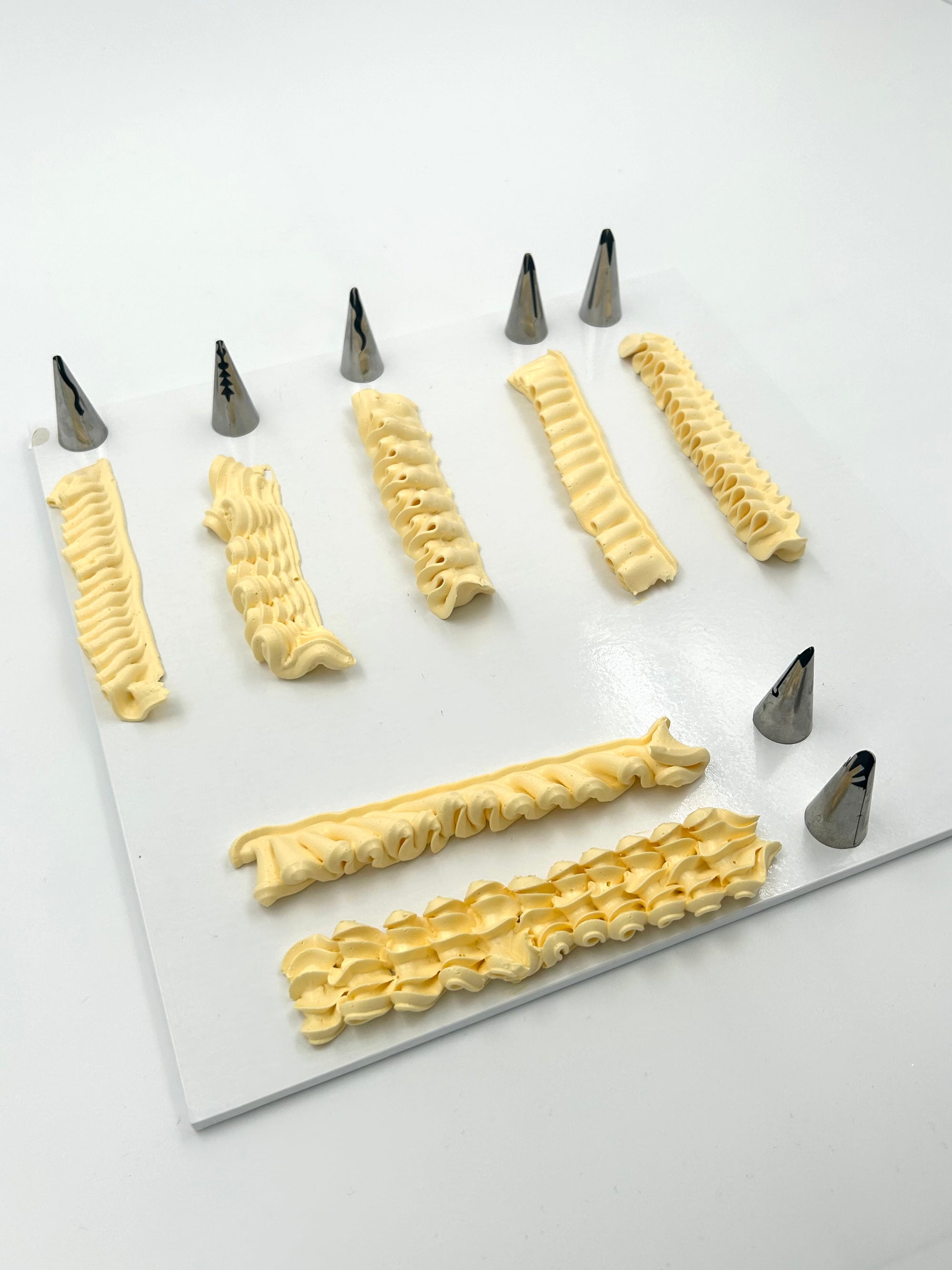 VINTAGE FRILL PIPING TIP SET OF 7