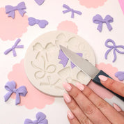 Savvy Moulds Bows Large