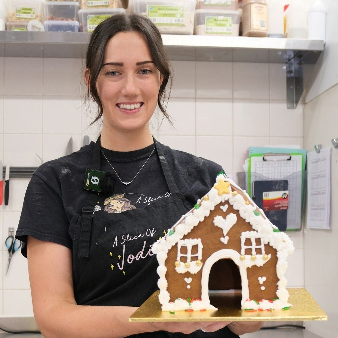 A SLICE OF JODIE GINGERBREAD HOUSE KIT