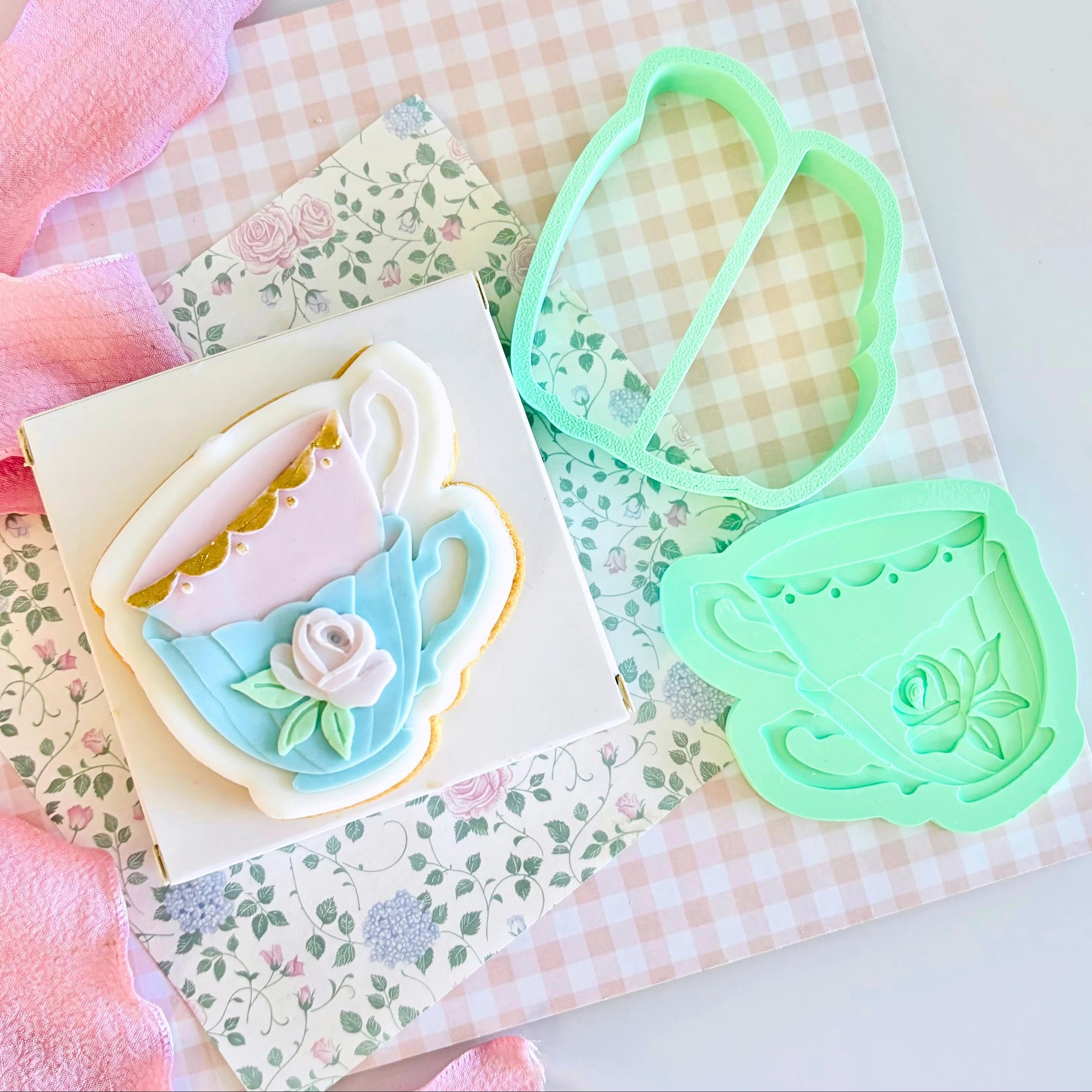 Teacups Layer Set