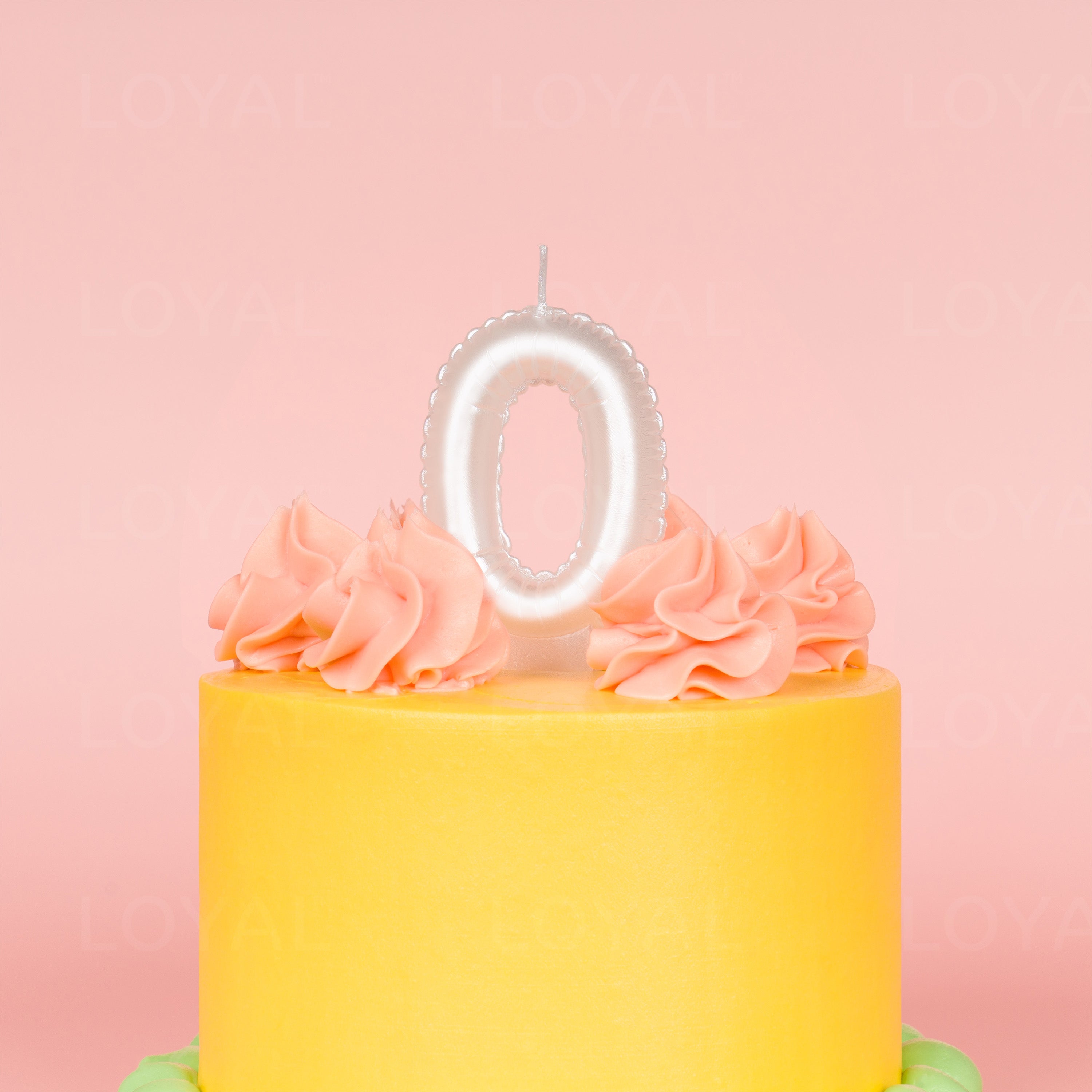 No 0 White Metallic Balloon Candle
