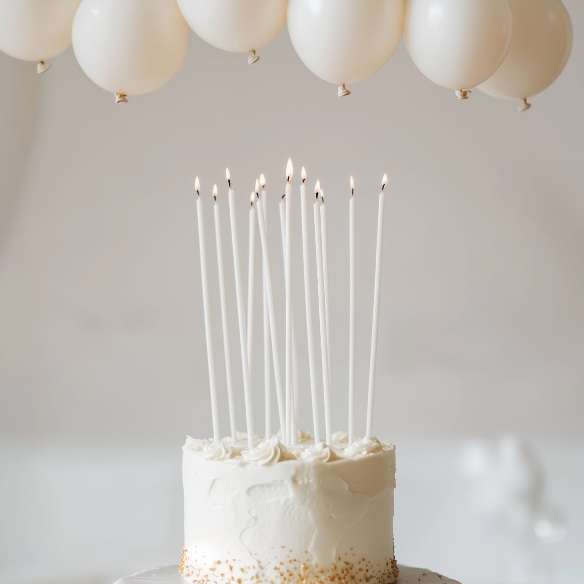 WHITE 20cm FINE SPIRAL Cake Candles (Pkt 16)