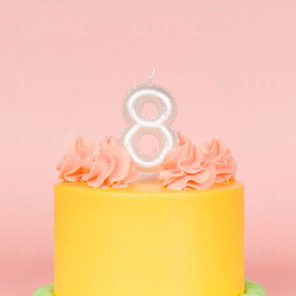 White Metallic Balloon Candle No 8