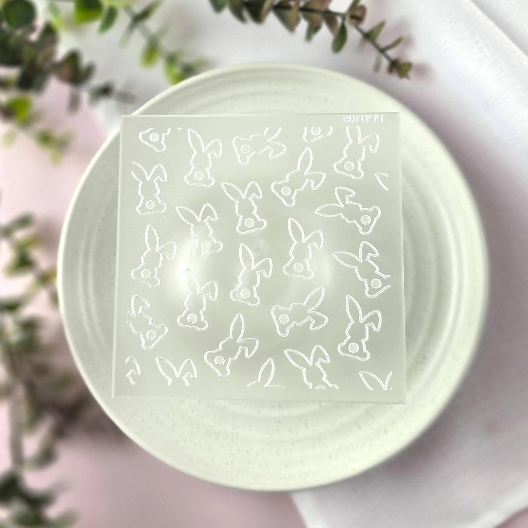 Bunny Tails Pattern Plate