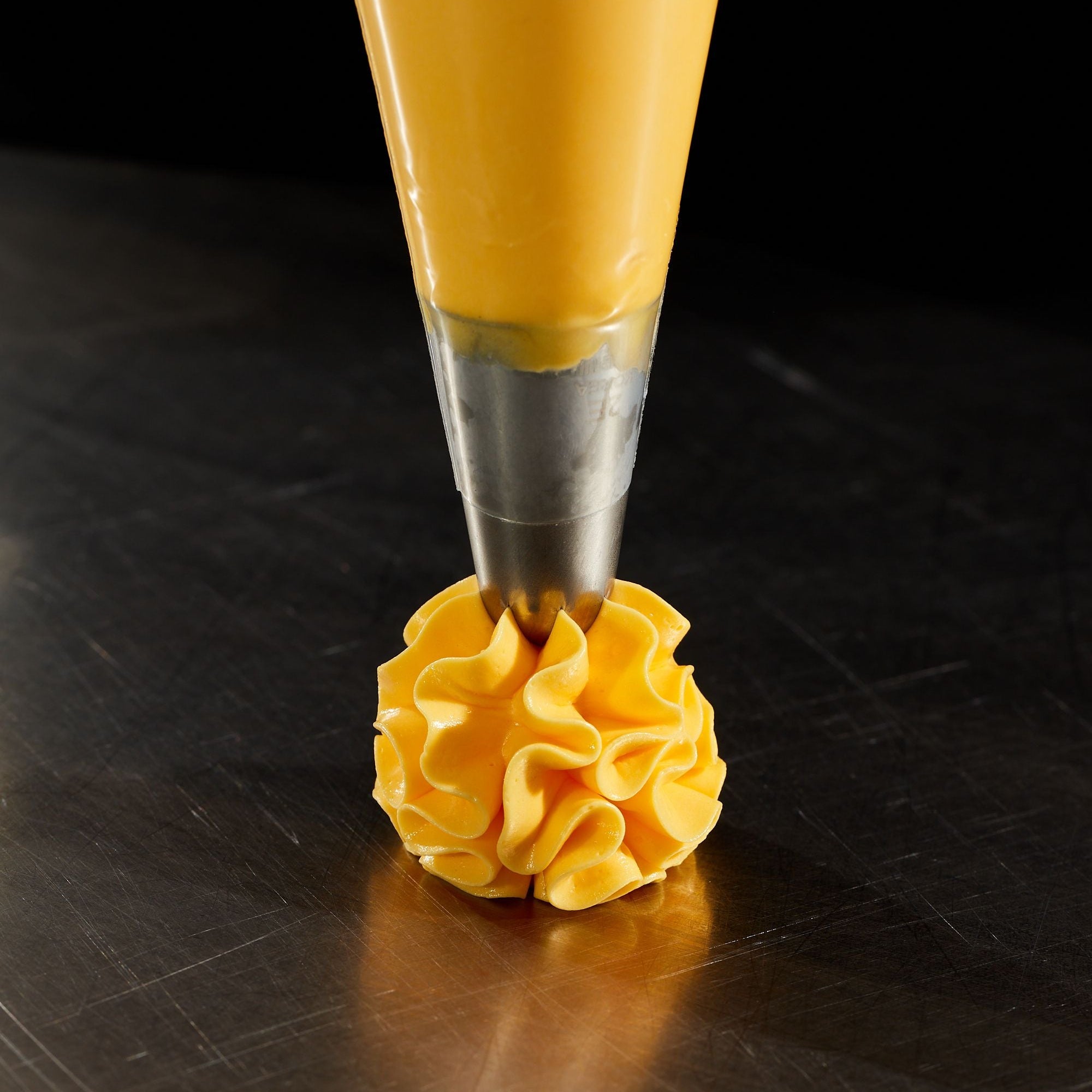 Colour Mill Piping Tip 2E Drop Flower Medium
