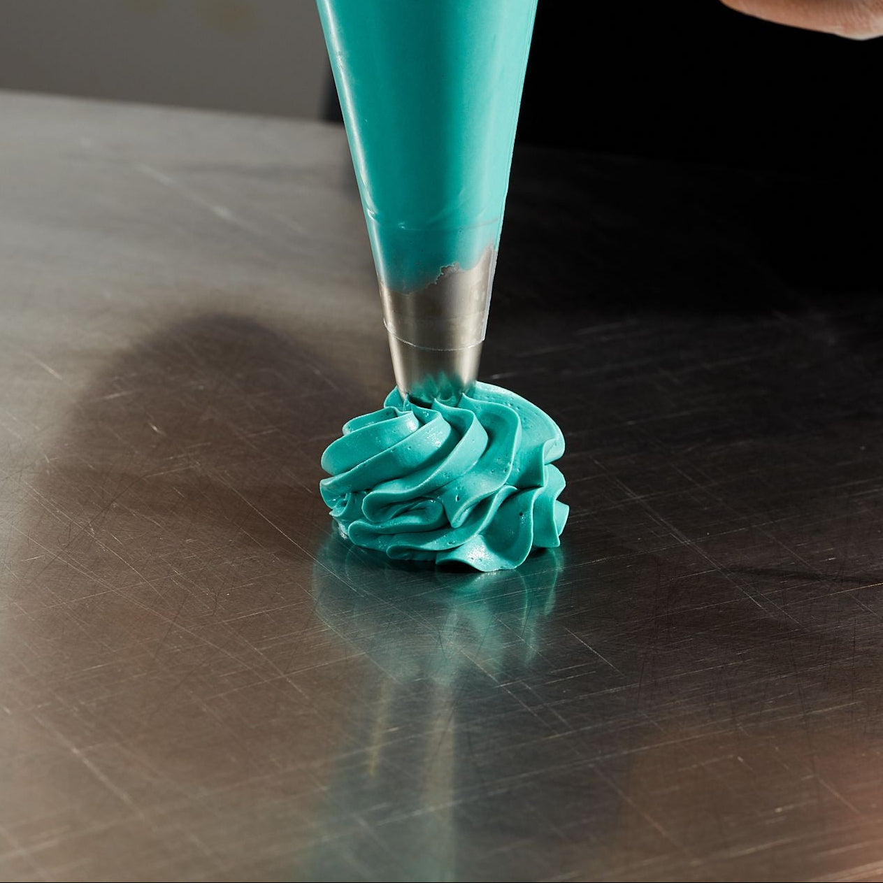 Colour Mill Piping Tip 2G Closed Star Medium