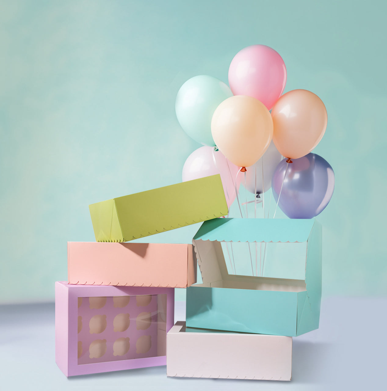 Scalloped Pastel Lilac 12 Cupcake Box - 5inch Tall