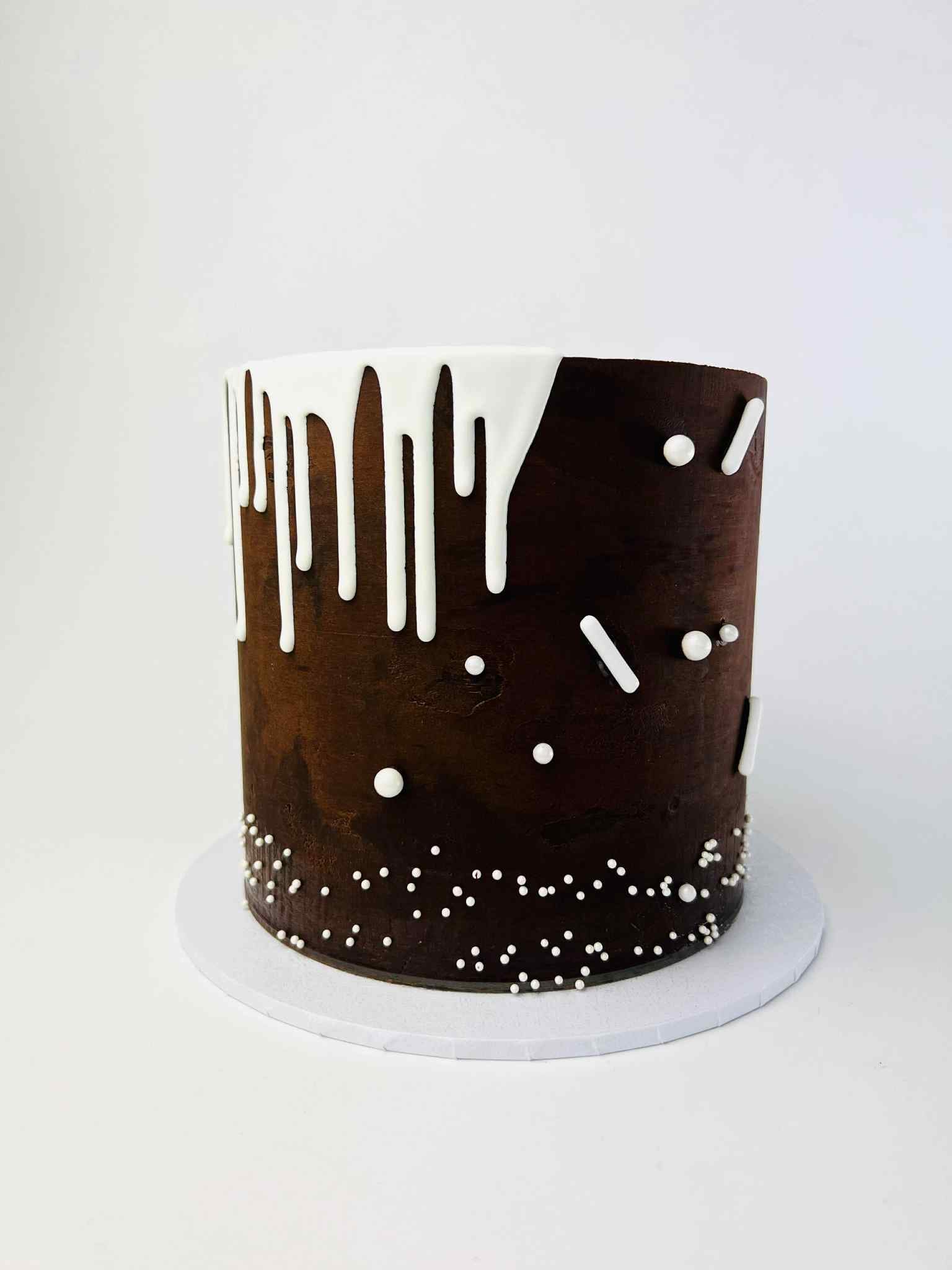 EZ to Master Ganaching a Round Cake with Kylie - Campbelltown - Tuesday 28 October, 2025