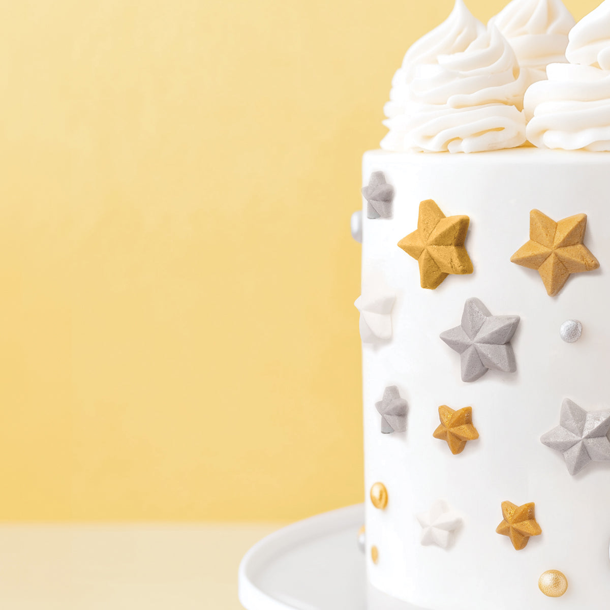 Shimmer Stars Icing Decorations 9 pieces