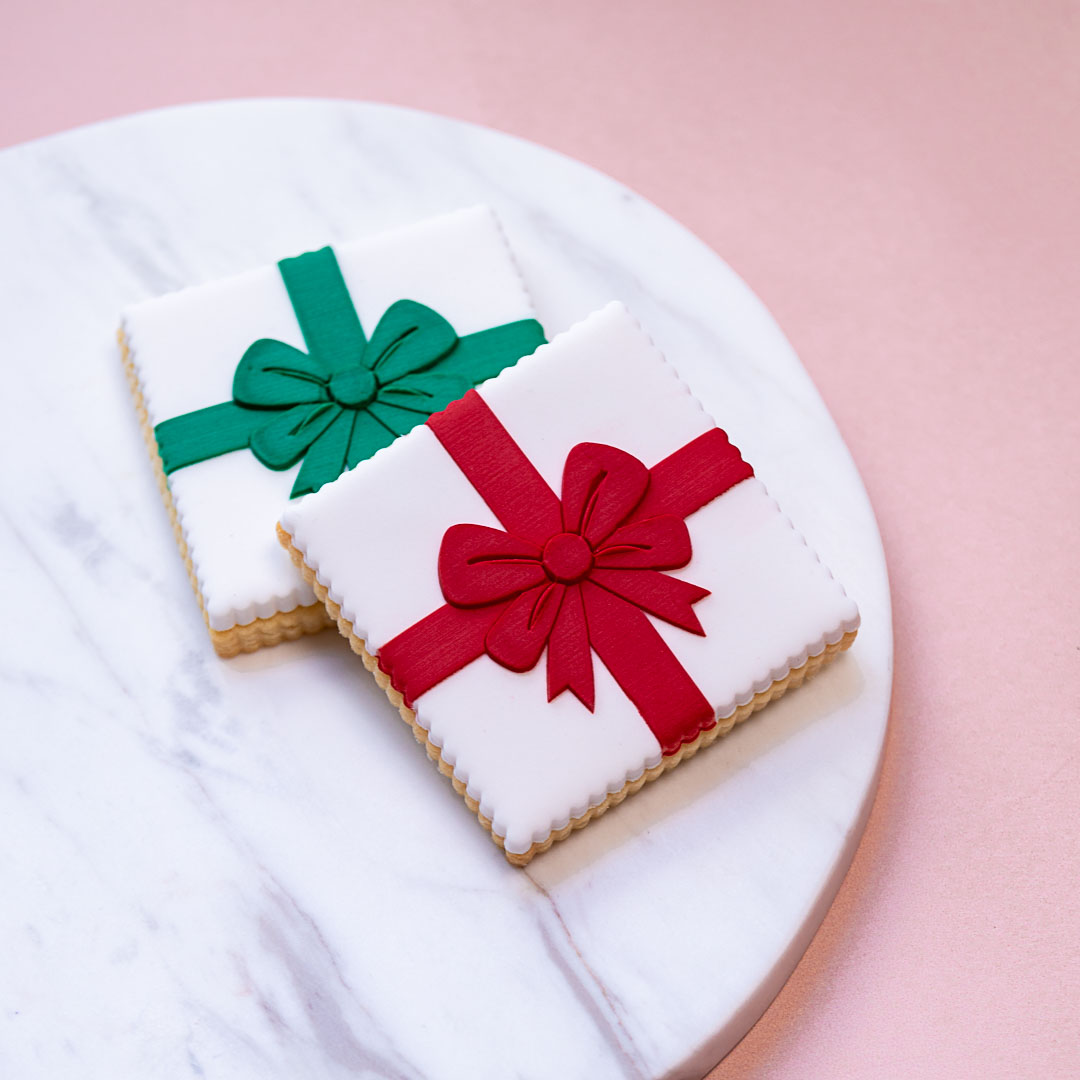 Lulu & Stone GIFT OF CHEER COOKIE STAMP + GIFT TAG CUTTER SET