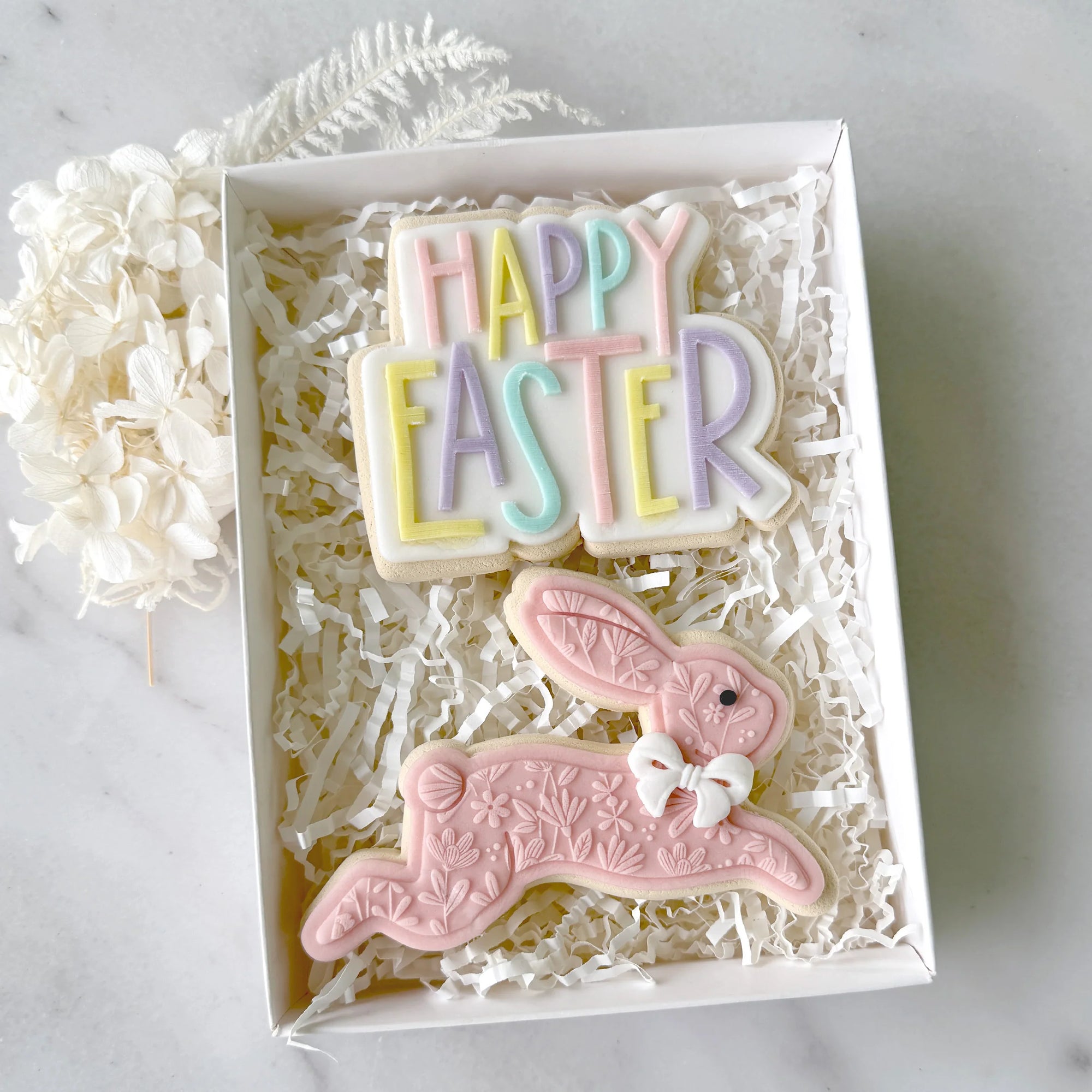 Happy Easter Text and Cutter Set