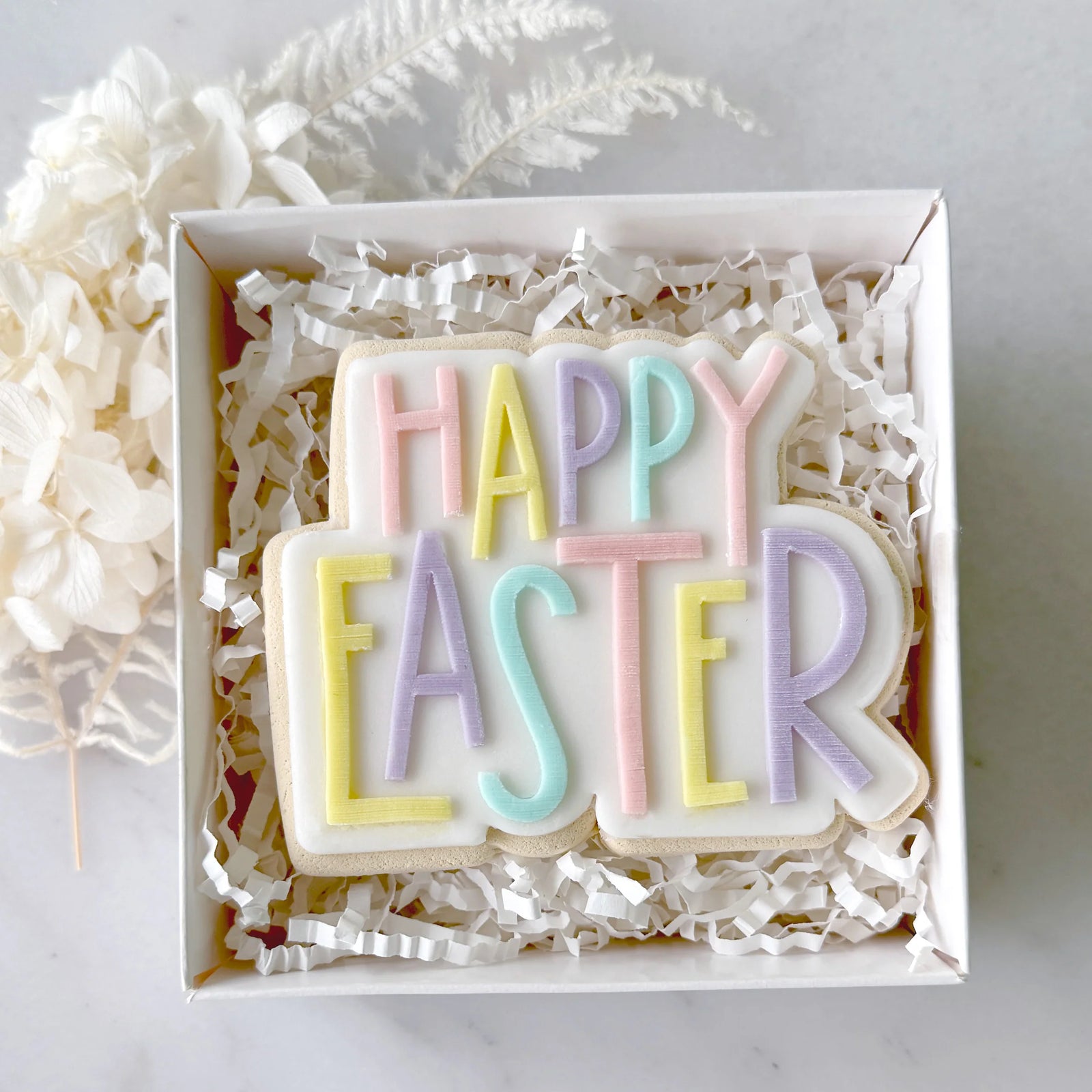 Happy Easter Text and Cutter Set