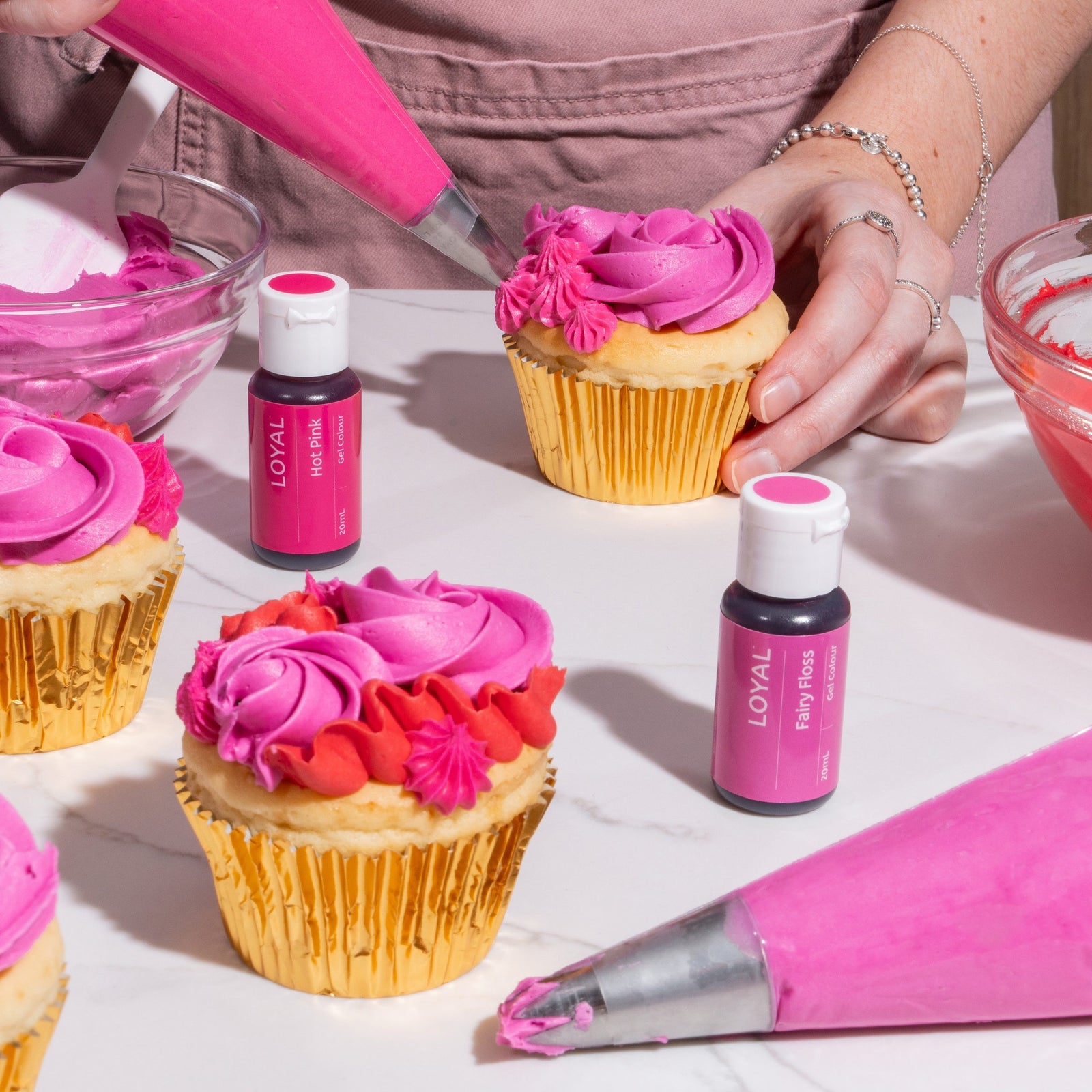 LOYAL COLOUR GEL HOT PINK 20ML