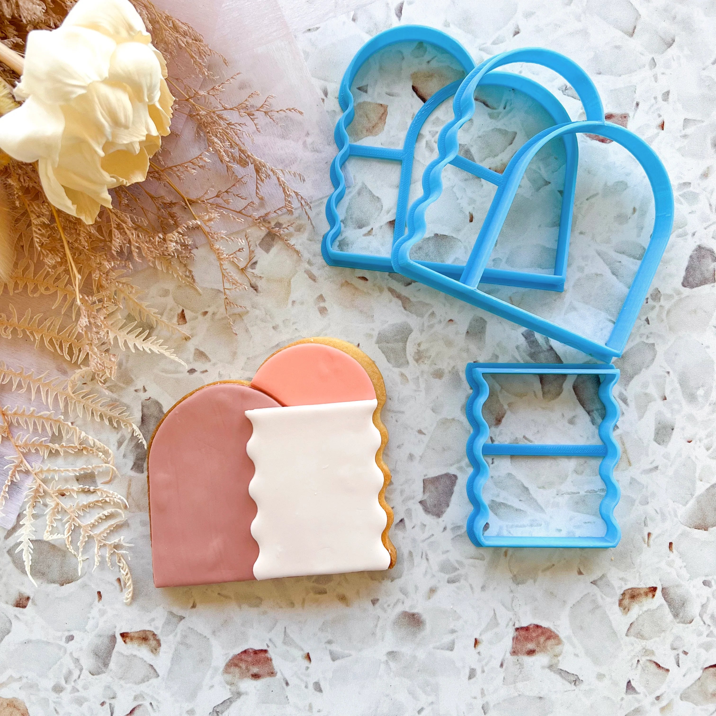 Maldives Inspired Statement Cutter Set