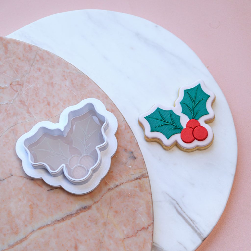 Lulu & Stone MINI HOLLY COOKIE STAMP + CUTTER