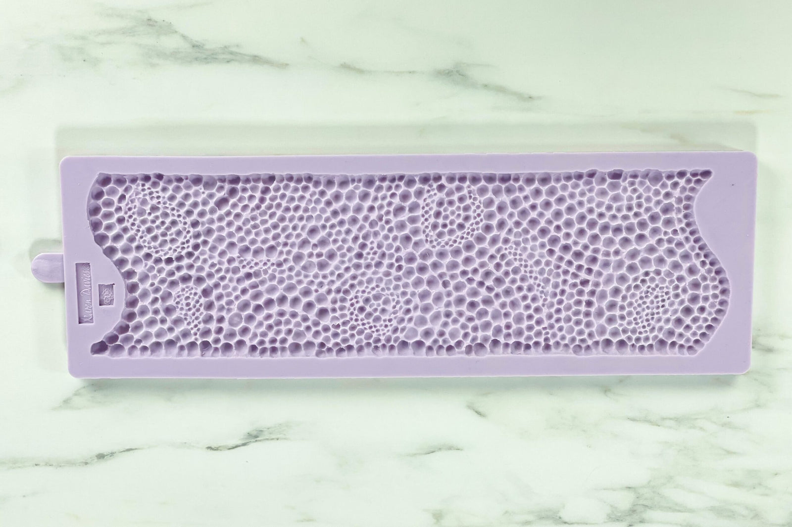 Ornate Pearl Effect Mould