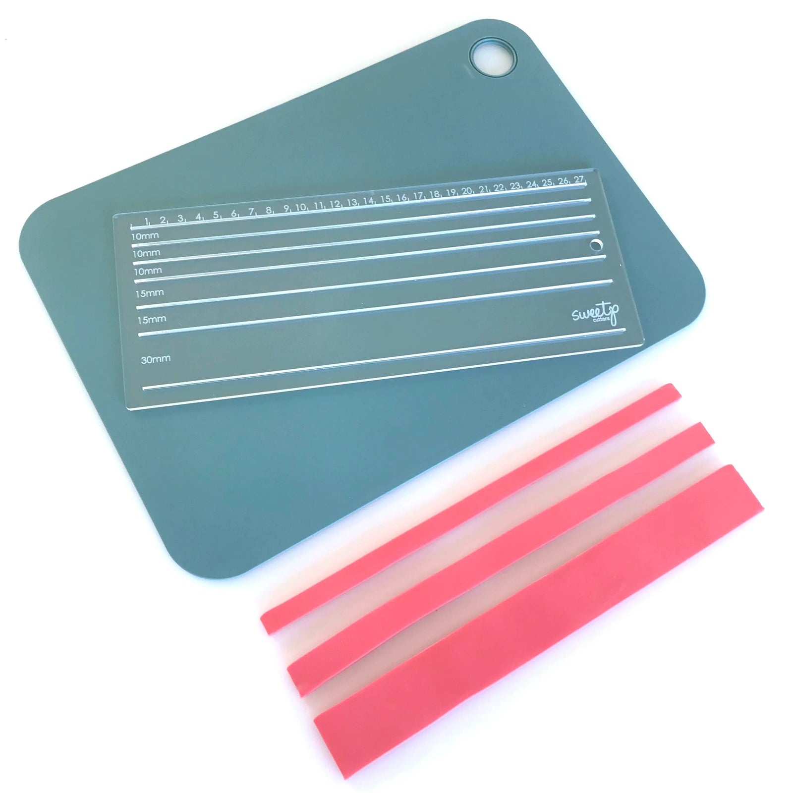 Fondant Strip Cutting Guide