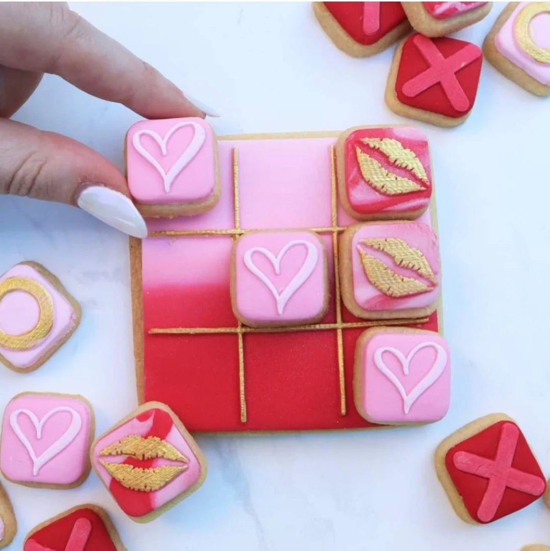 Tic Tac Toe Debosser & Cutter Set