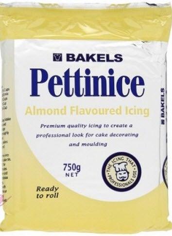 Bakels Almond fondant icing 750g