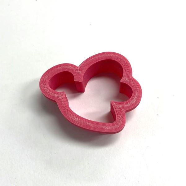 BUMBLE BEE MINI PLASTIC COOKIE CUTTER