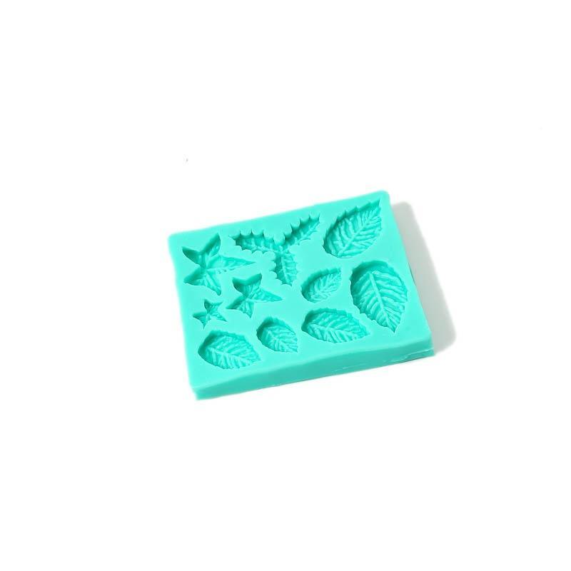 Silicone Mould CHRISTMAS LEAVES - Cake Decorating Central