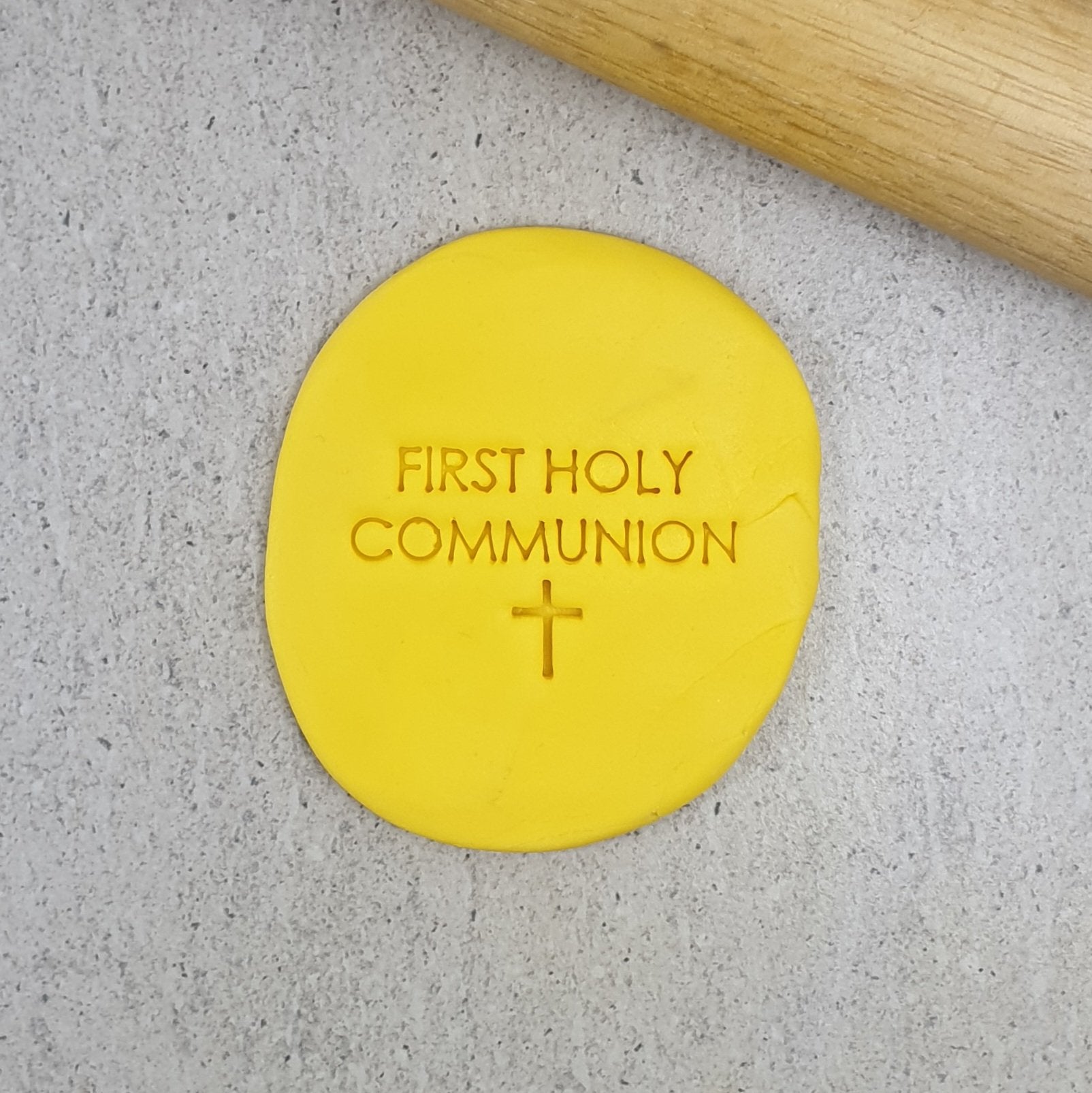 FIRST HOLY COMMUNION 60MM COOKIE EMBOSSER - Cake Decorating Central