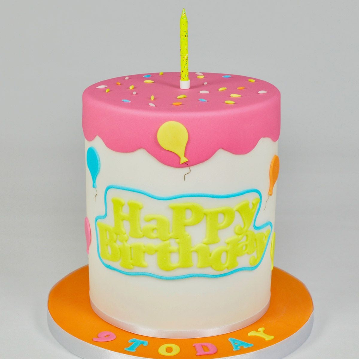 FMM CURVED WORDS HAPPY BIRTHDAY cutter