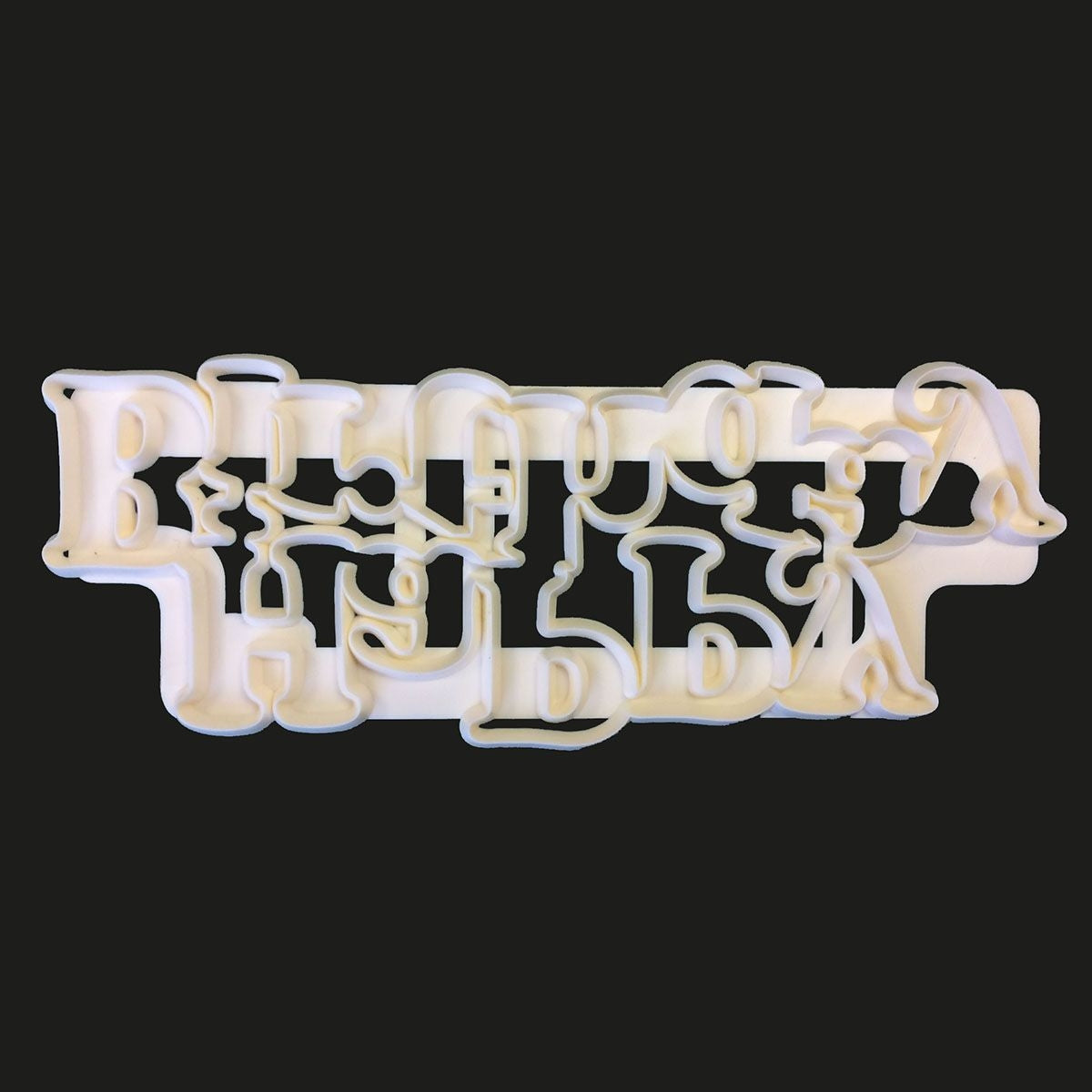 FMM CURVED WORDS HAPPY BIRTHDAY cutter