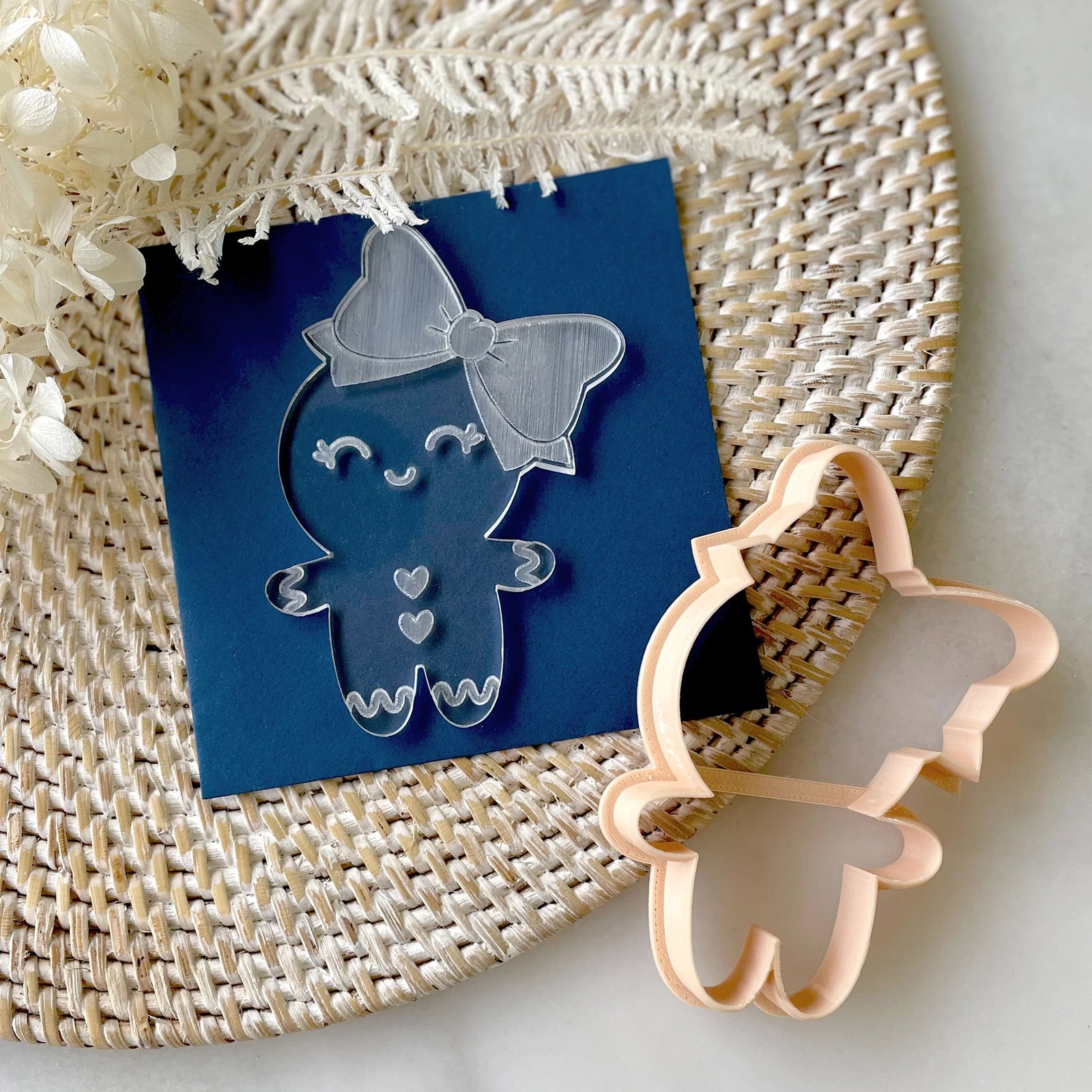 Gingerbread Girl Small with Bow Cutter & Debosser Set