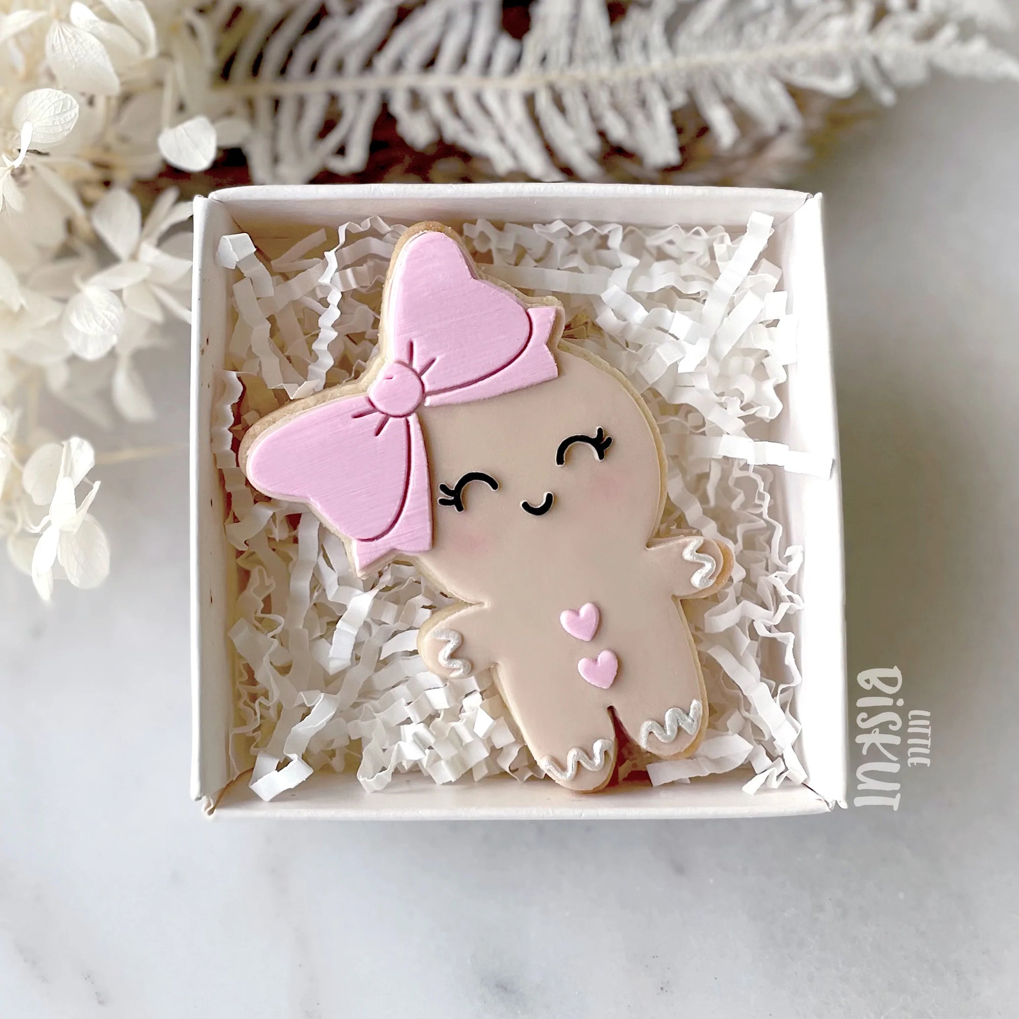 GINGERBREAD GIRL w BOW (SMALL) DEBOSSER + CUTTER SET by Little Biskut