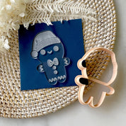 Gingerbread Man Small with Bow Cutter & Debosser Set