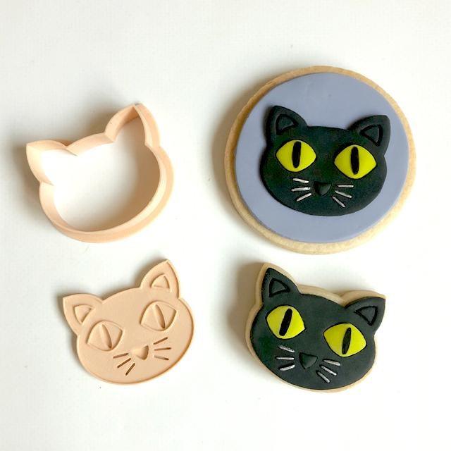 BLACK CAT CUTTER + EMBOSSER SET by Little Biskut - Cake Decorating Central