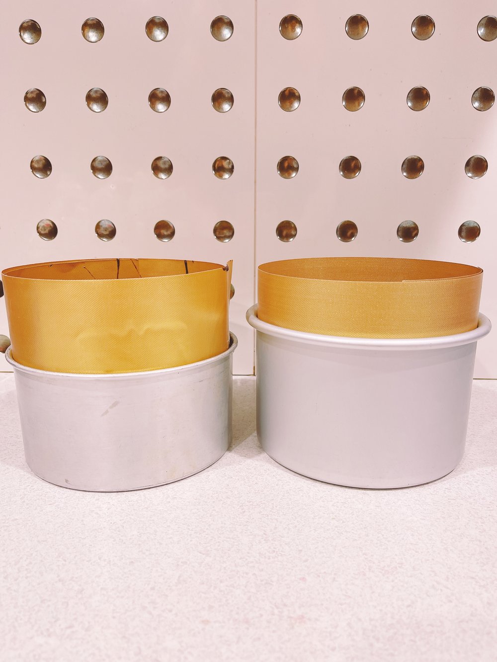 MORE LINER 10inch Round Reusable Cake Tin Liner