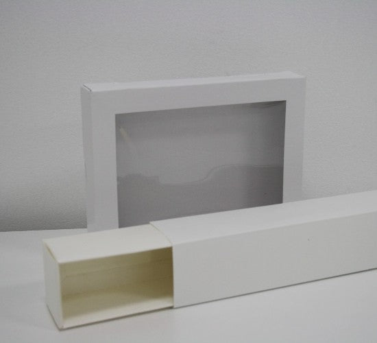 Macaron Box (holds 6)