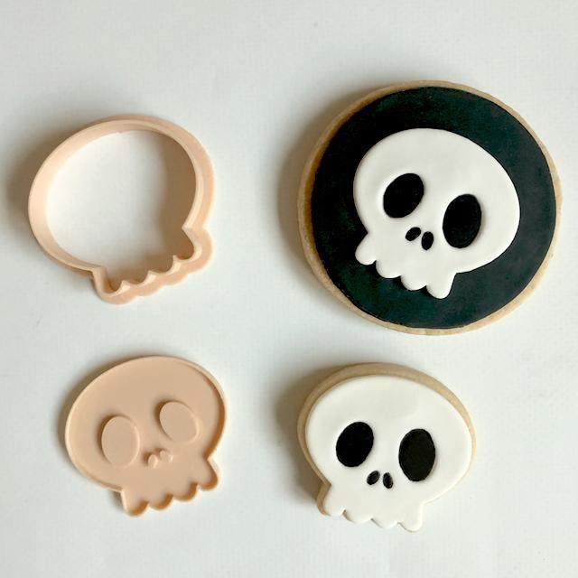 SKULL CUTTER + EMBOSSER SET by Little Biskut - Cake Decorating Central